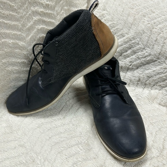 Men’s STEVE MADDEN  lace up ankle boot. Leather / textile upper. Size 9.5 main image 5